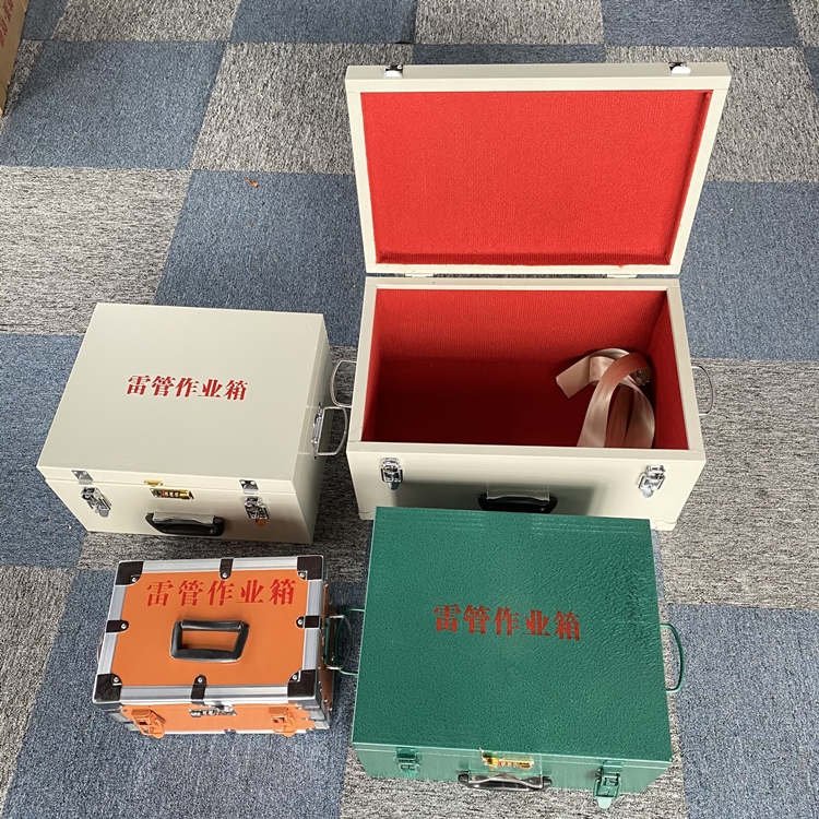 巩义爆破工程作业箱如何选择？玻璃钢与传统材质的全面对比